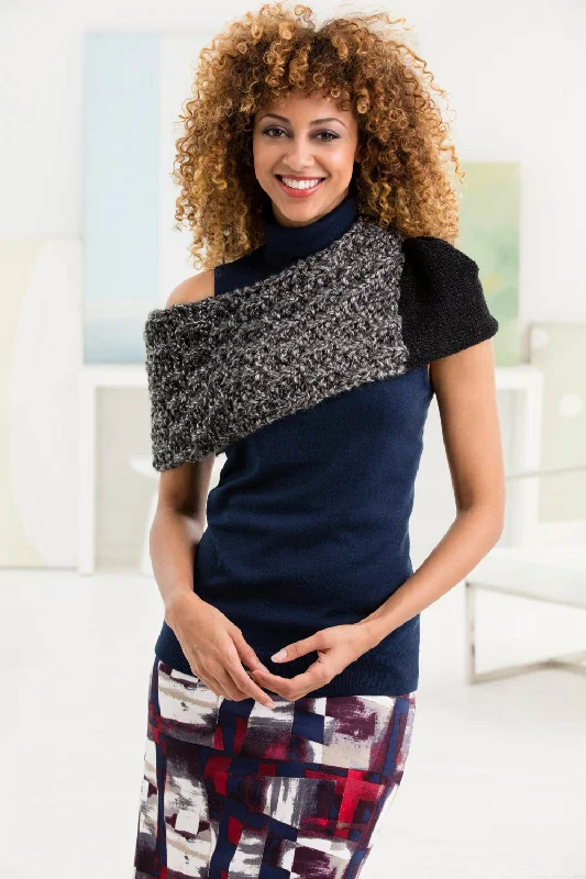 ---A Touch Of Glitz Cowl (Knit)