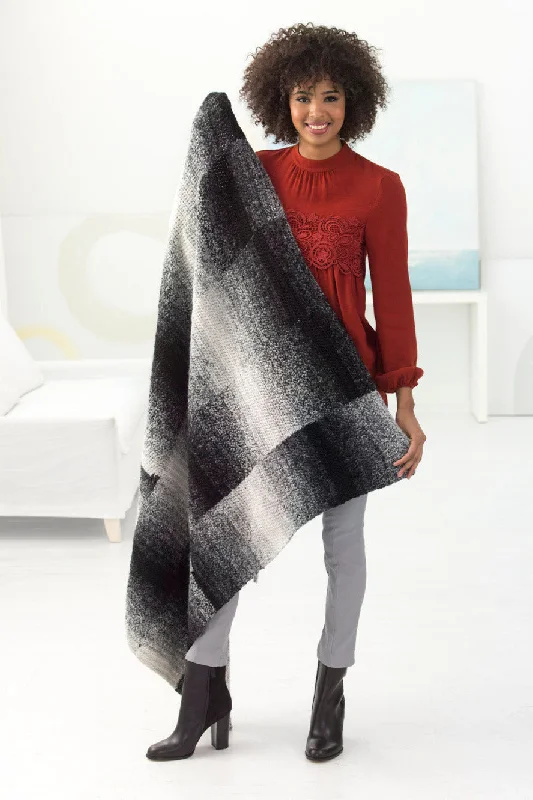 - Postoperative pet anti-licking Elizabethan collarDuo Tone Throw (Crochet) - Version 2