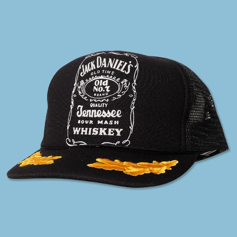 - Rabbit grass rack to prevent waste food boxVintage DS Jack Daniel's Trucker Cap