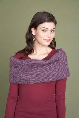 - Pet tear stain cleaning wipesShoulder Wrap (Knit) - Version 3
