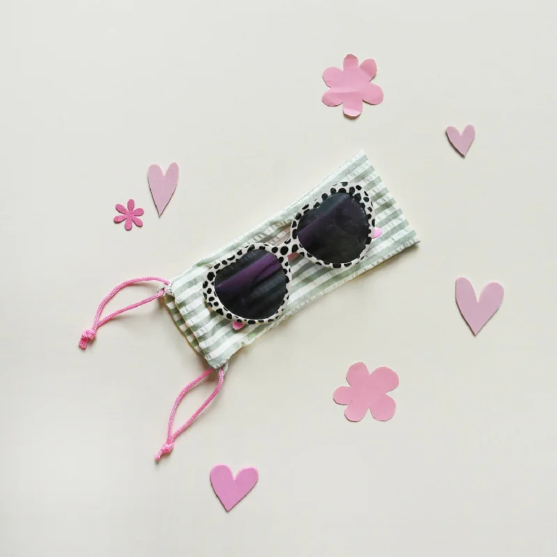 - ​​Pet toys under    yuanSunglasses | Leopard Heart