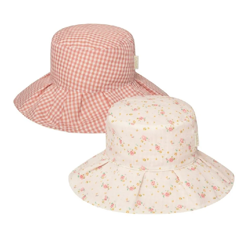 - Pet tear stain cleaning wipesTiny Blossom Pleated Reversible Sun Hat