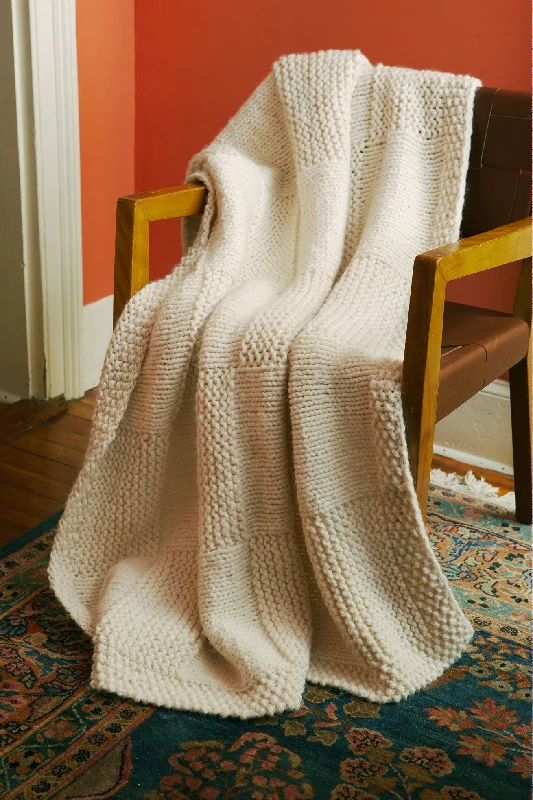  -Anti-scratch scratching board AND cat bed in oneBasketweave Afghan
