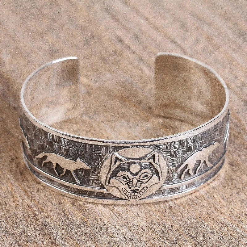 - Natural latex pet mattressLunar Wolves Taxco Sterling Silver Wolf Cuff Bracelet from Mexico - Natural latex pet mattressLunar Wolves Taxco Sterling Silver Wolf Cuff Bracelet from Mexico