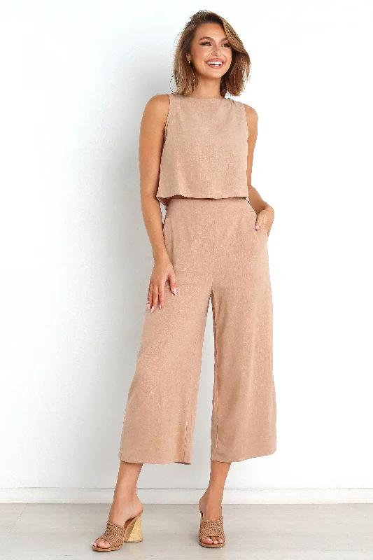 - Rabbit grass rack to prevent waste food boxNicola Pants - Brown