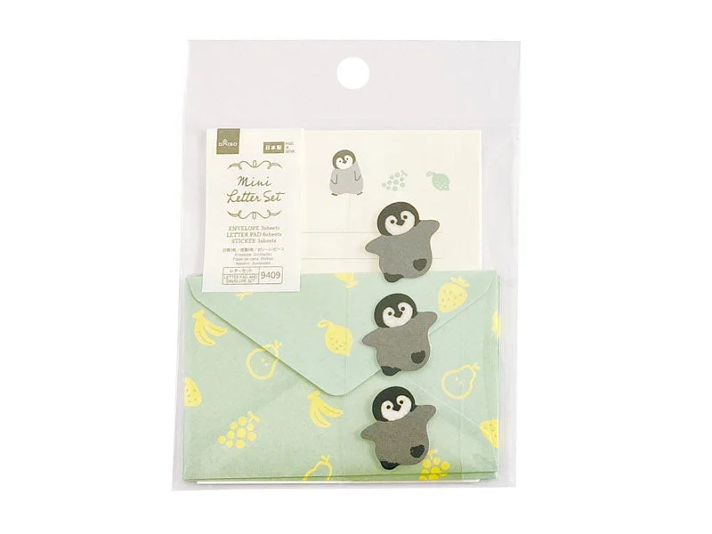---FLUFFY ANIMAL MINI LETTER PAD AND ENVELOPE SET PENGUIN