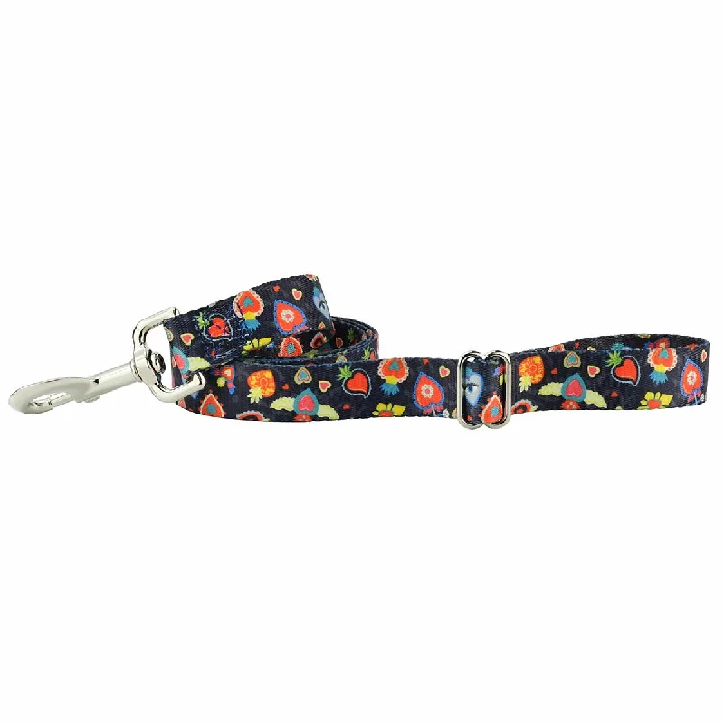   . **Cat collar bell model**Gothic Hearts EarthStyle Dog Leash