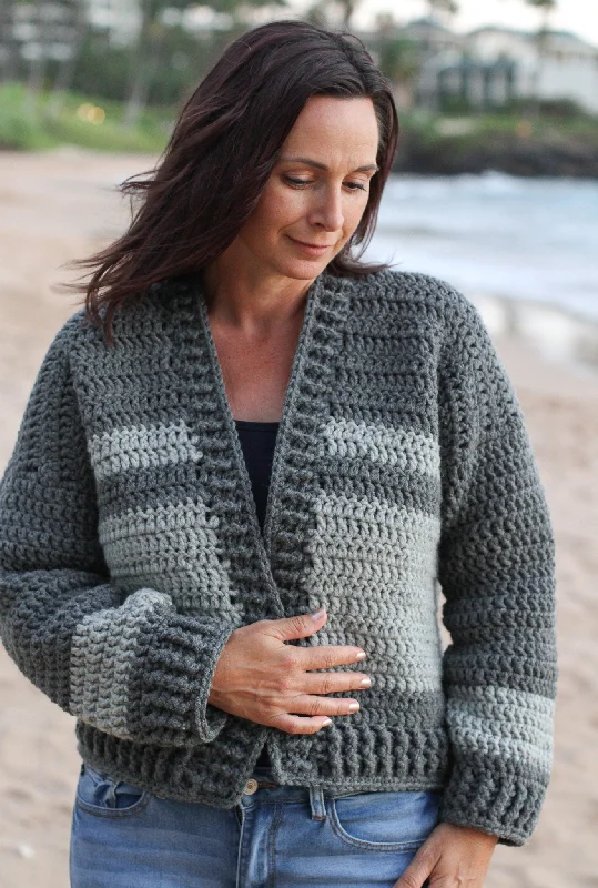 - Pregnant cat delivery room warming boxEasy Bulky Cardigan (Crochet)