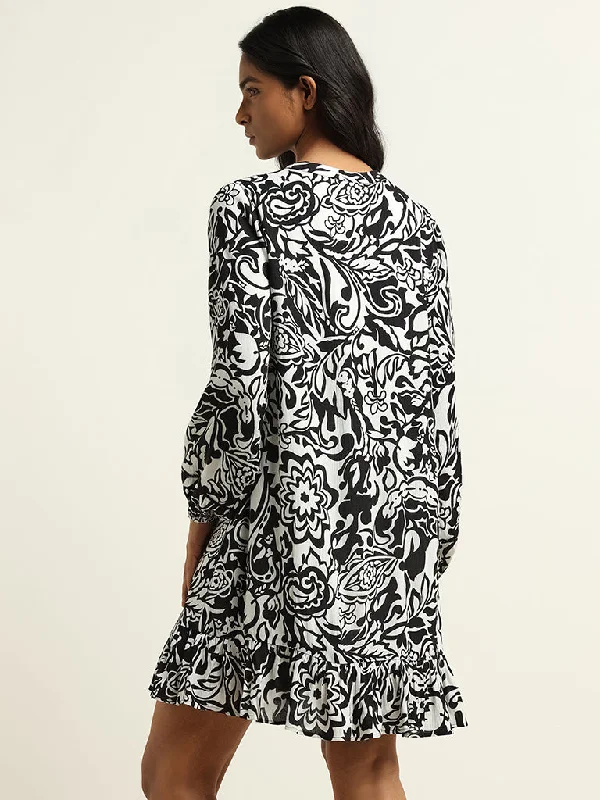 LOV Black and White Printed Cotton A-Line Dress