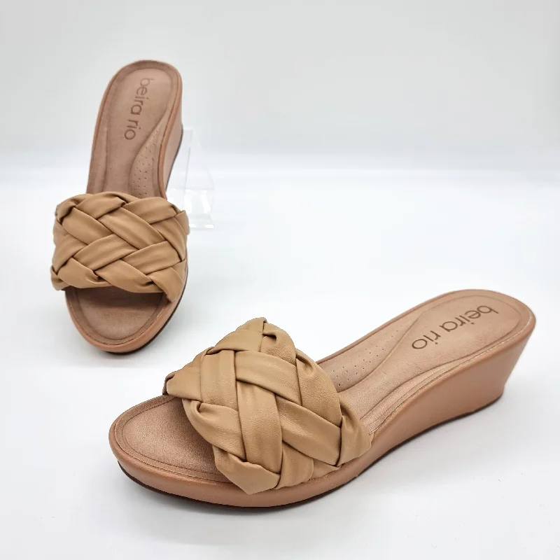 Beira Rio 8457-312 Wedged Slip-on Sandal in Tan